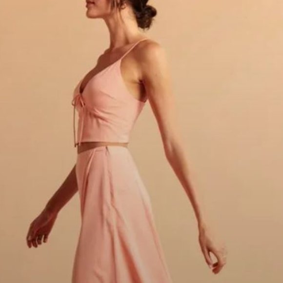 Brand new + Cute Halter Top (Abercrombie & Fitch) - Picture 2 of 5